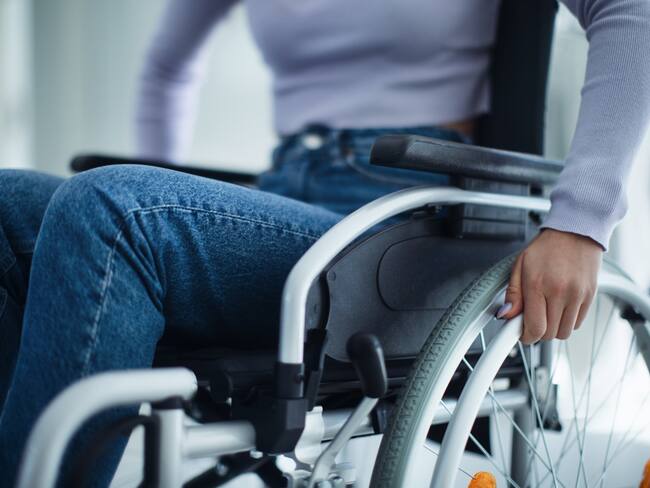 A los hispanos no se les tiene en cuenta en estudios clínicos: experto sobre la esclerosis