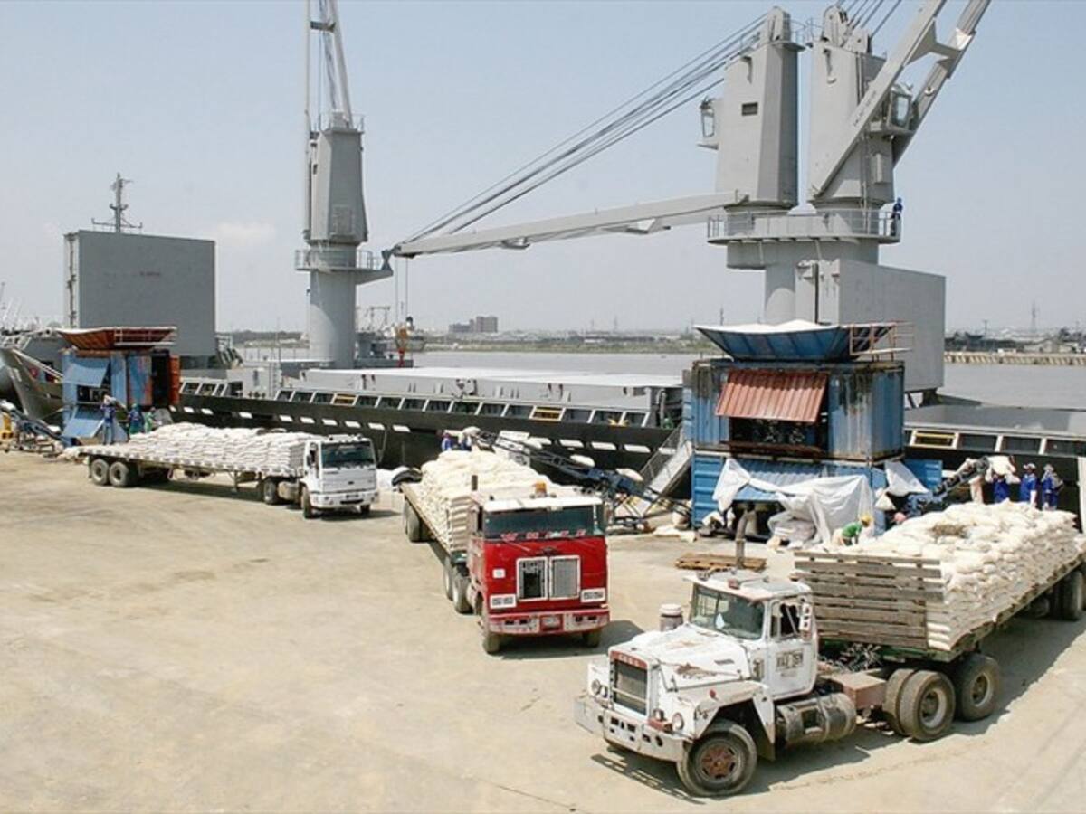 Puerto de Barranquilla estudia demandar a Cormagdalena