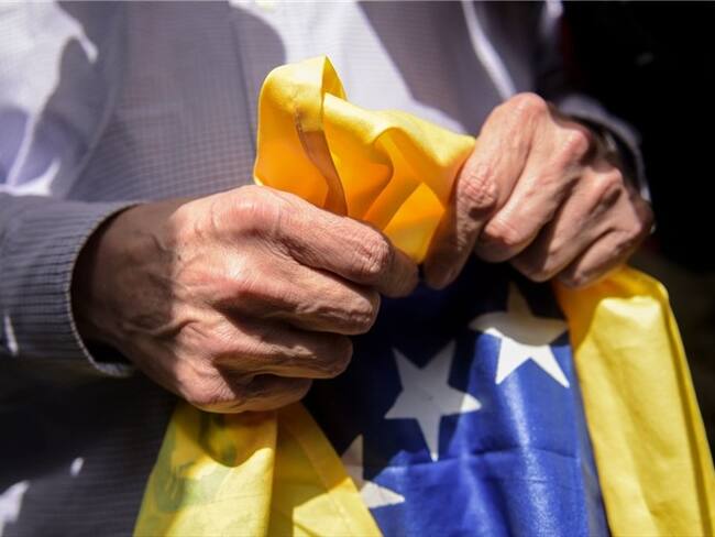 El secretario de Gobierno aclaró que no es cierto que cuenten con recursos del Gobierno o de organismos internacionales para atender a la población venezolana. Foto: Getty Images