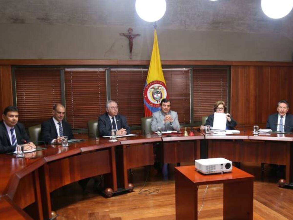 Sin exigirse el título de abogado para ser fiscal, fue aprobada reforma judicial