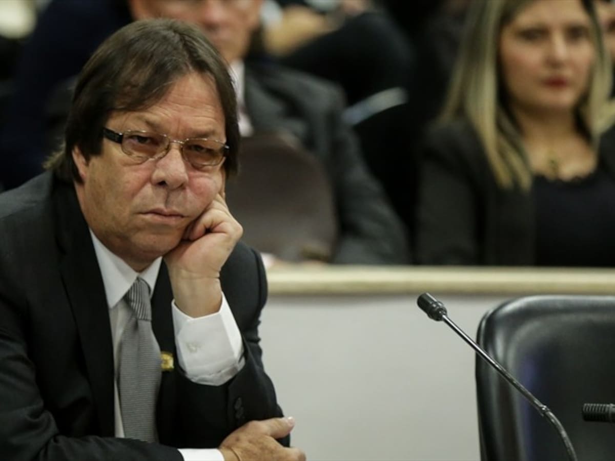 Lorduy explica su propuesta de llevar las sedes de los ministerios a las regiones