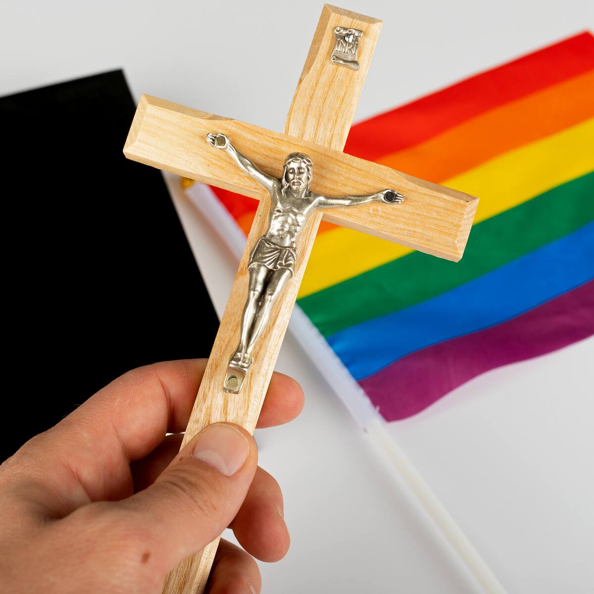 “Se abre la puerta para conocer más a la comunidad LBGTIQ+”: sacerdote James Martin SJ