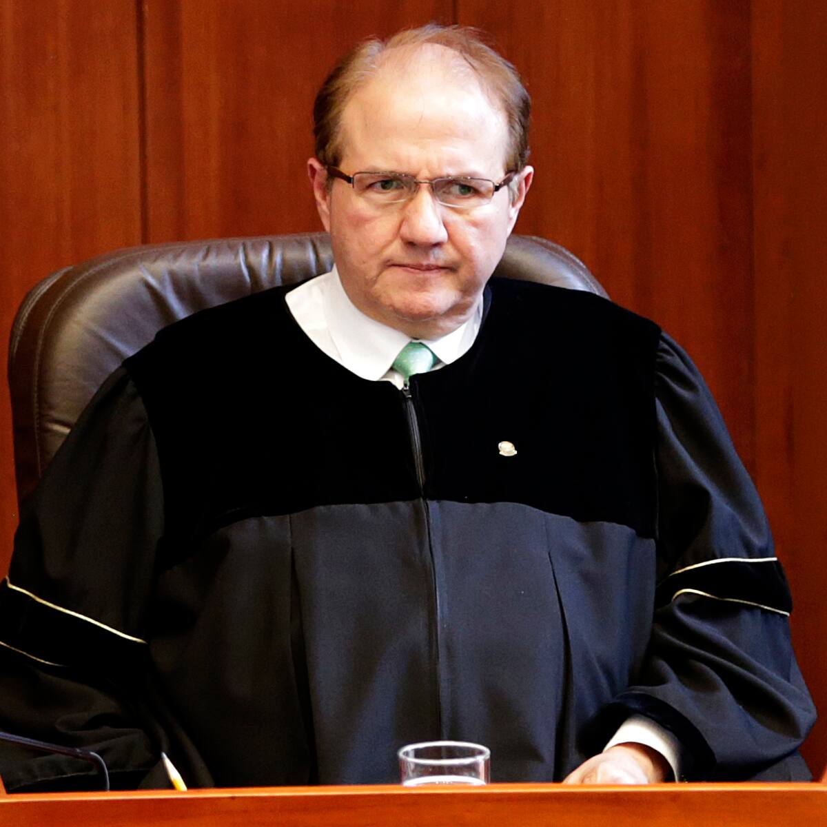Corte Suprema inicia fase de juicio contra el exmagistrado Leonidas Bustos