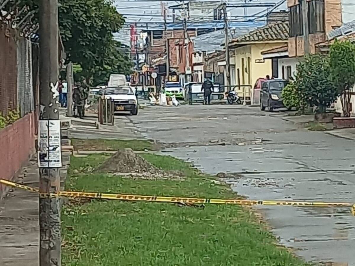 Ataque fallido con granada a estación de Policía de Pradera, Valle