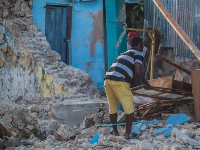 Colombia envió 16 toneladas de ayuda y equipo de rescate a Haití tras terremoto