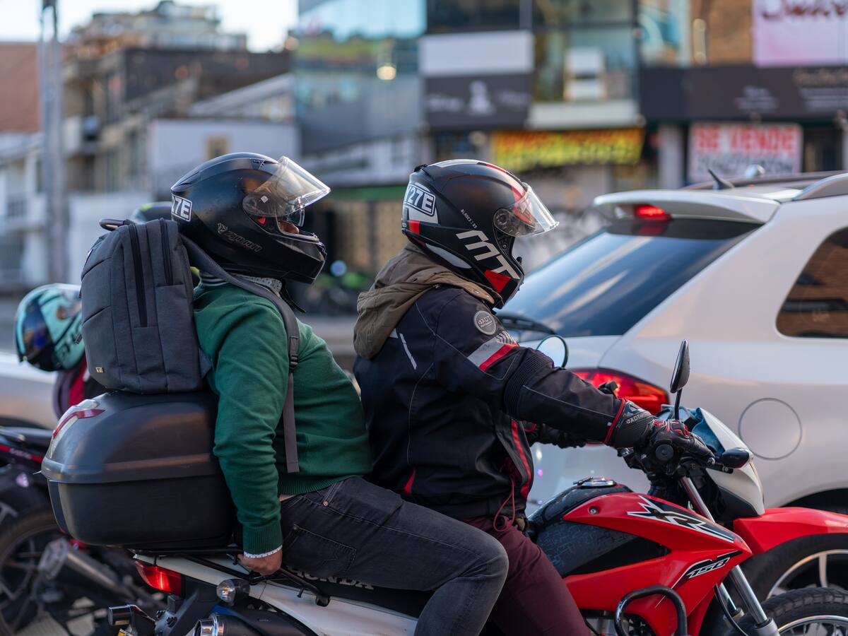 Demandaron el decreto que restringe la movilidad de los motociclistas en Bogotá