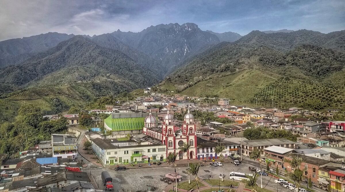 Pueblo Rico, Risaralda (foto: https://rutasdelosandes.com/)