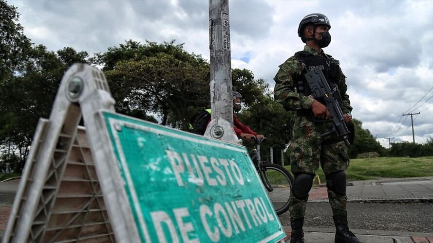 Autoridades se preparan para recibir a los viajeros del puente de Reyes. Foto: Colprensa / CAMILA DÍAZ