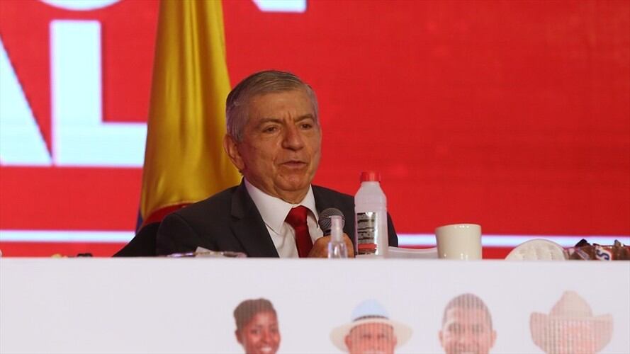 César Gaviria, emitió una declaración en la que critica el manejo por parte del Gobierno Nacional del diálogo con el Comité del Paro Nacional. Foto: Colprensa / CAMILA DÍAZ