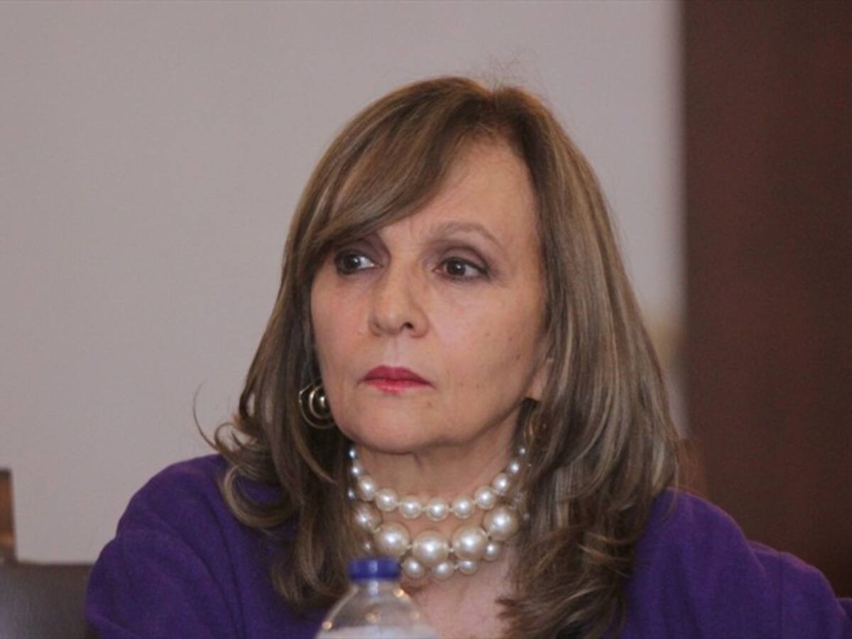 Hoy, aquí y ahora, confío en Gustavo Petro: Ángela María Robledo