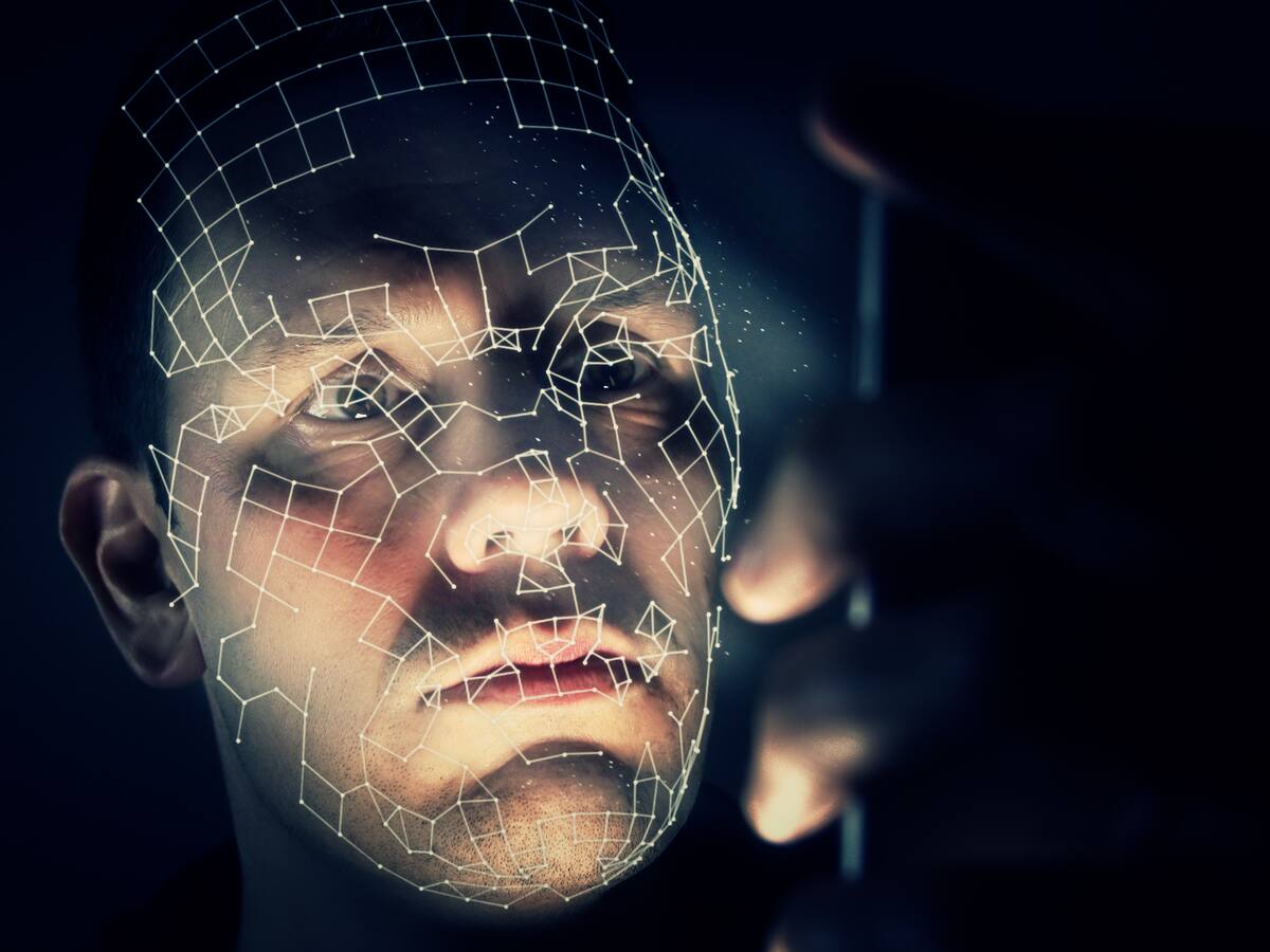 “No estamos violando la privacidad”: director de PimEyes, la web que encuentra fotos