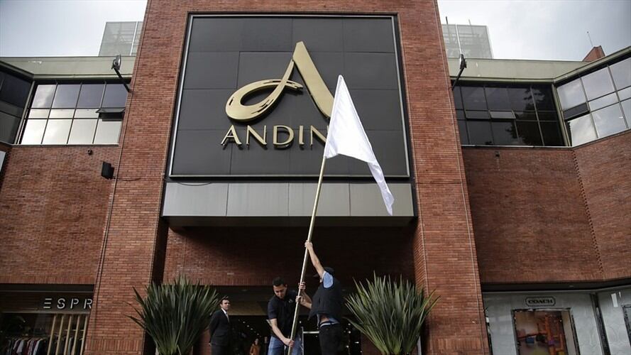 Por vencimiento de términos fueron dejados en libertad dos de los 11 presuntos implicados en el atentado al Centro Comercial.. Foto: Colprensa