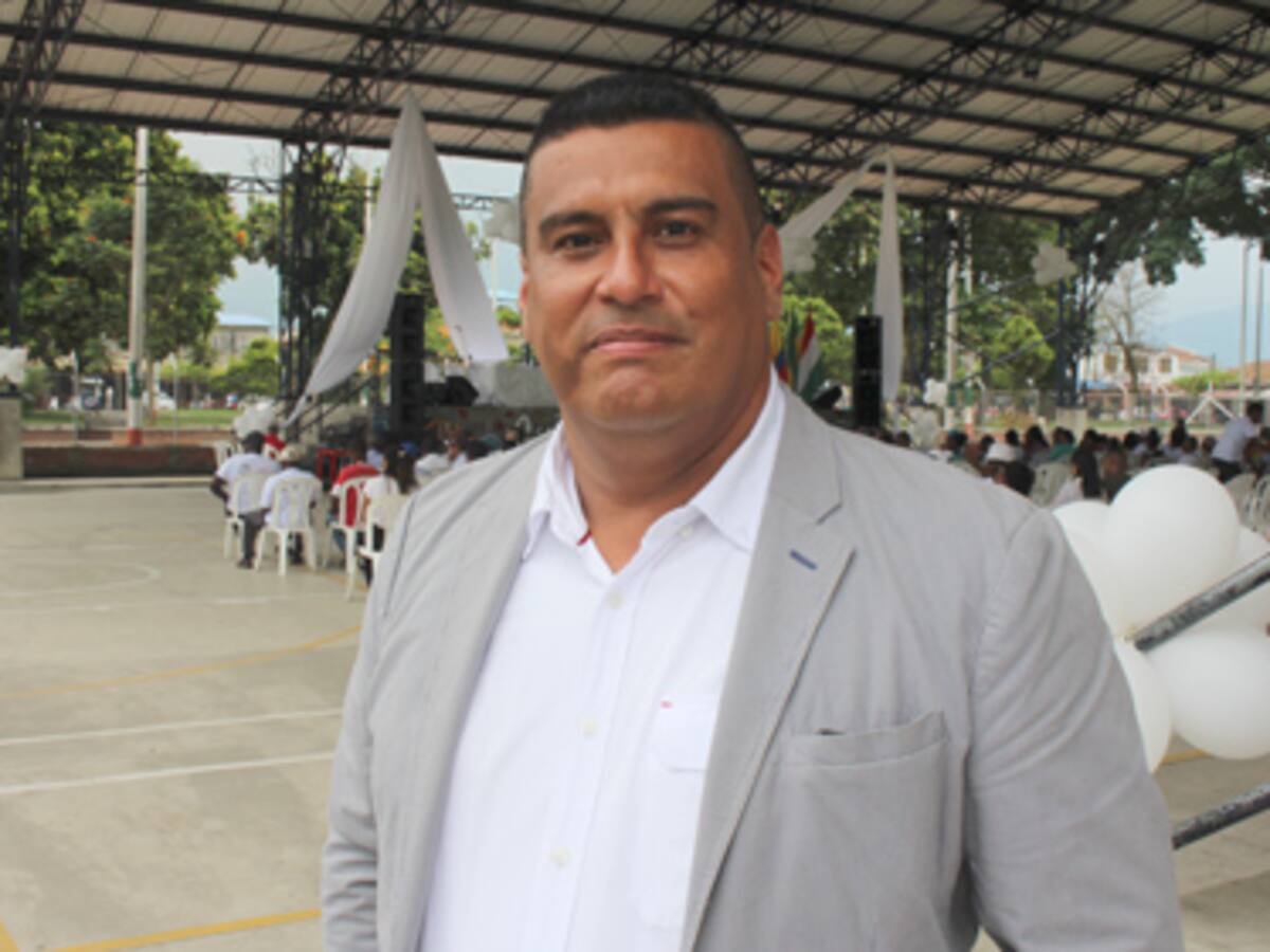 Condenan a seis años y seis meses de prisión a exalcalde de Padilla, Cauca, por corrupción