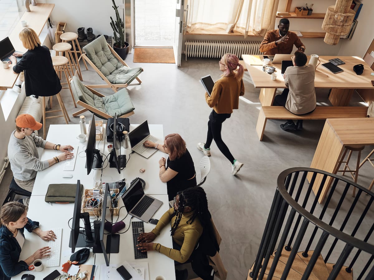 Horas extra: casos en los que aplican y cuánto le deben pagar por ellas