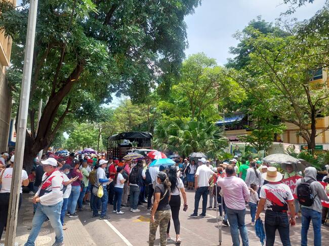 Docentes del Atlántico se manifestaron pacíficamente en Barranquilla. Foto: Cortesía.