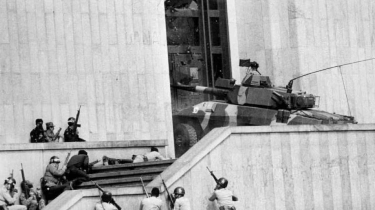 JEP retira al MinDefensa de discusión sobre placa conmemorativa del Palacio de Justicia