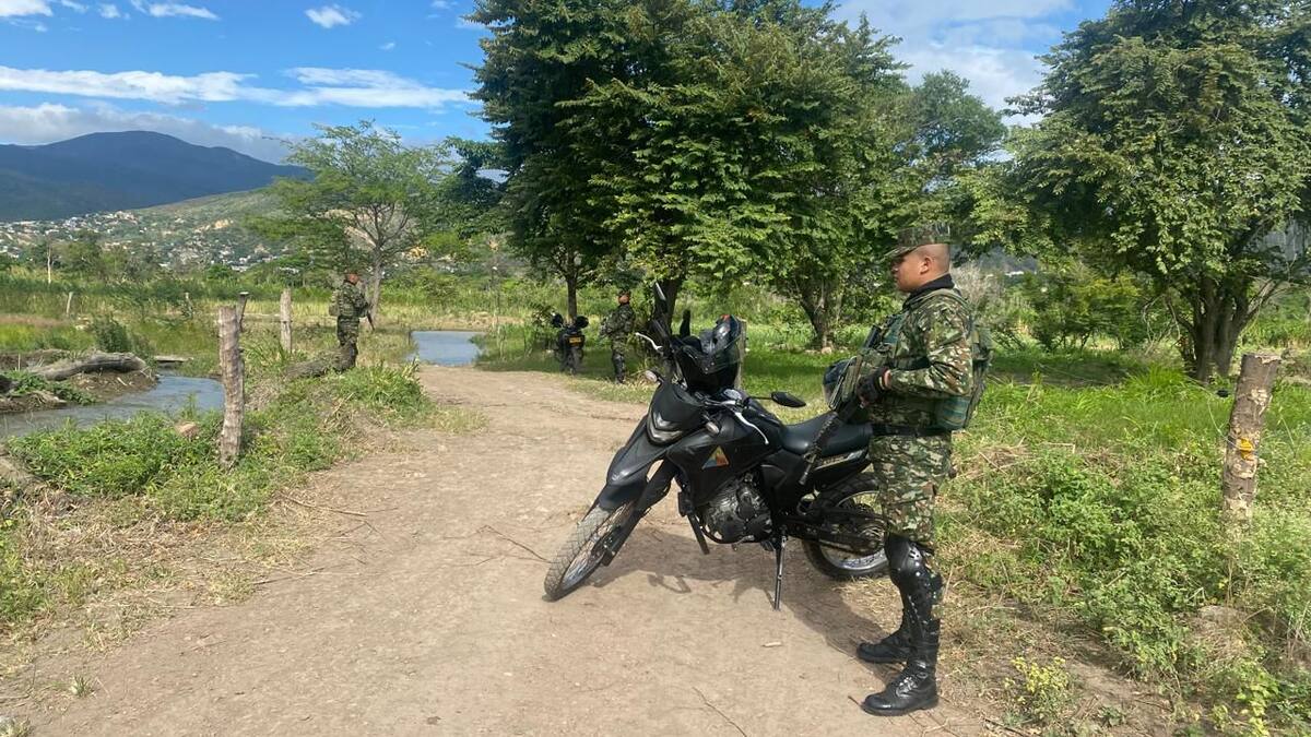 Más de 900 hombres del Ejército custodiarán trochas durante jornada electoral en Venezuela