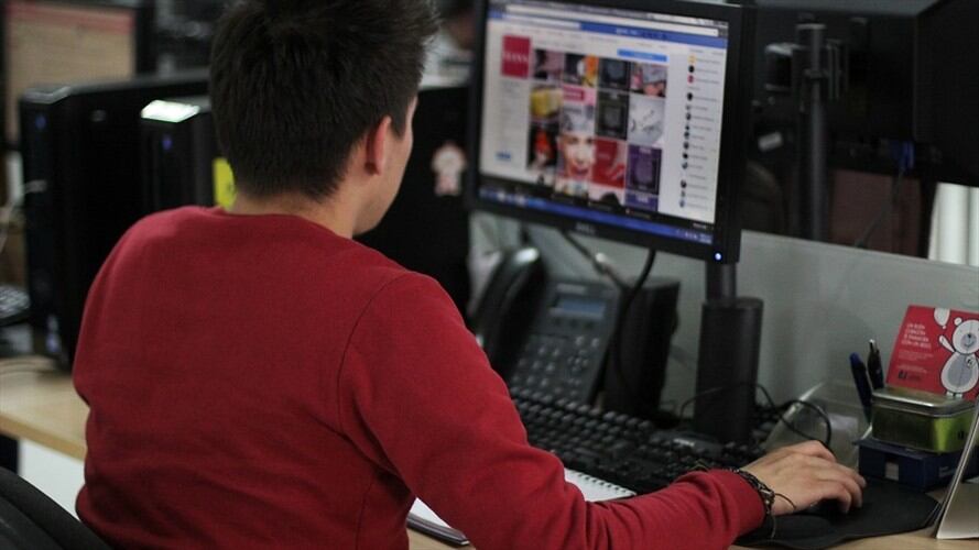 Investigan a funcionaria de Mintic y pide suspender adjudicación del dominio .CO. Foto: Colprensa