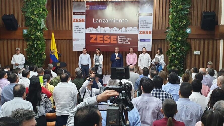 Con la puesta en marcha de la ZESE se espera mayor inversión nacional y extranjera.. Foto: Presidencia