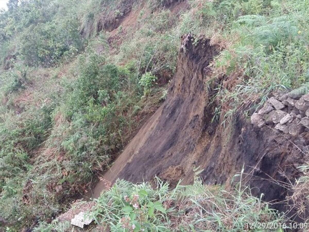 Dos muertos y dos heridos en deslizamiento de Tierra en Medellín