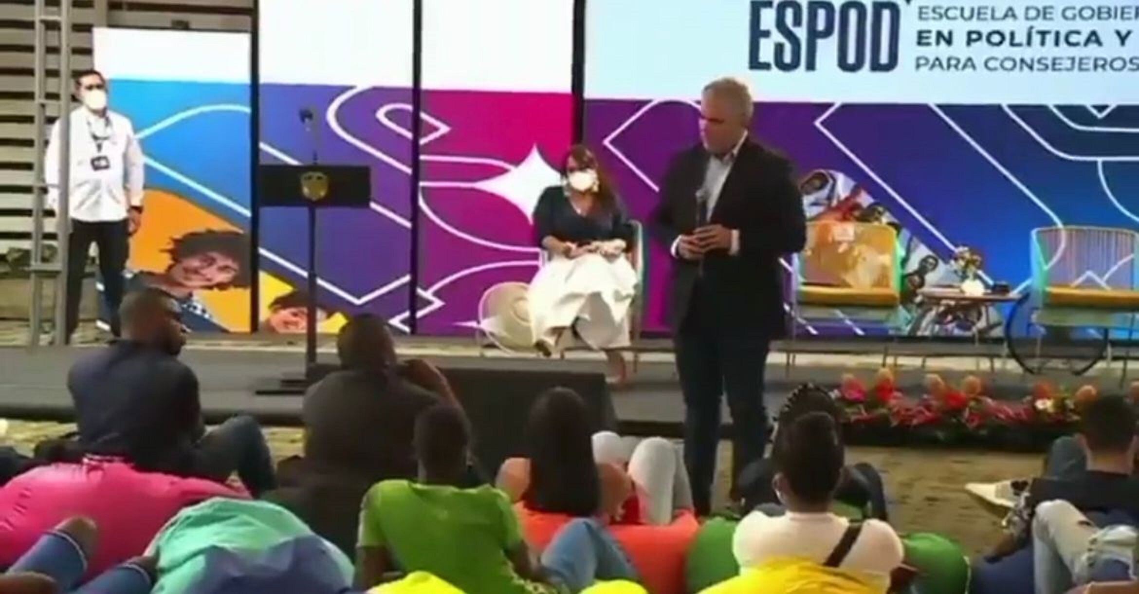 Presidente Duque respondió a joven de la Primera Línea que lo cuestionó sobre los muertos en el paro. Foto: Cortesía.