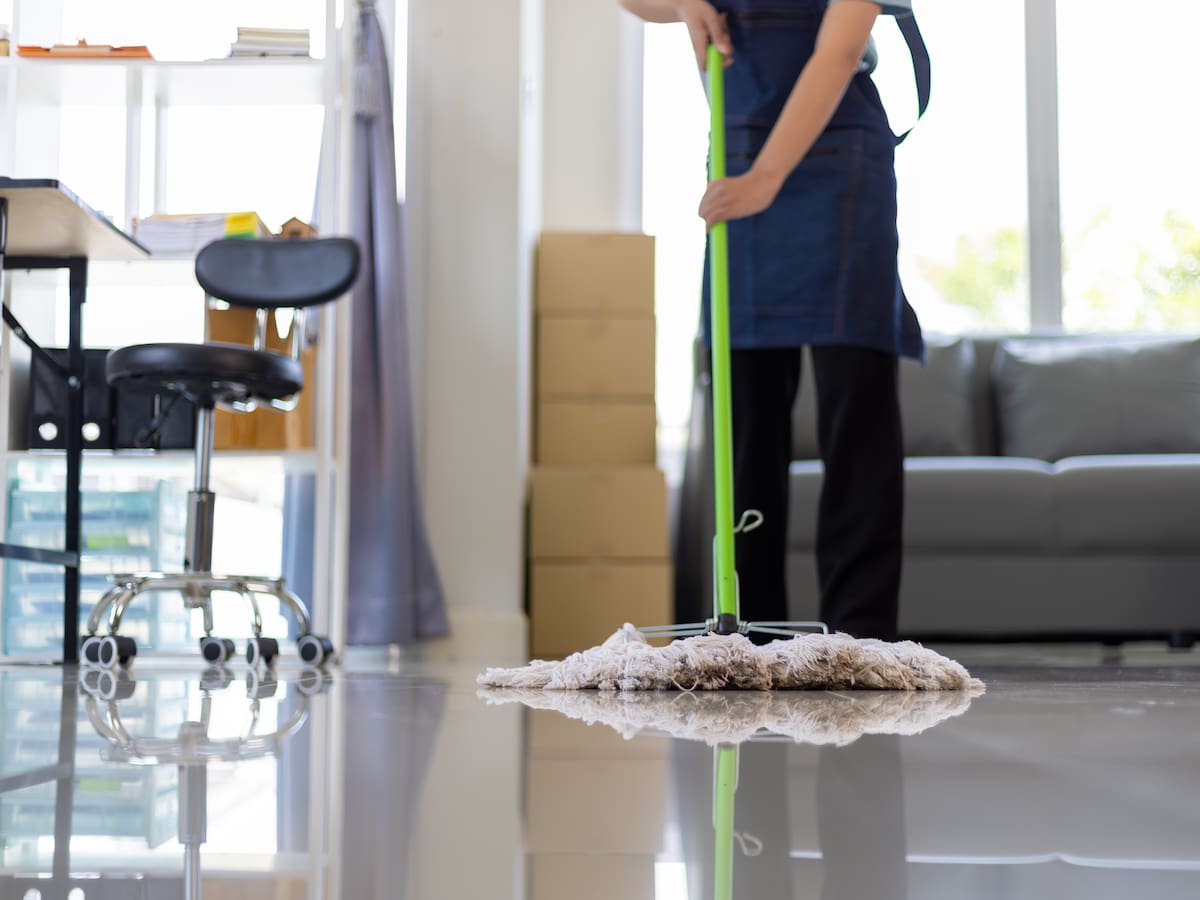 Salario empleadas domésticas 2025: Así quedaría por día o mes con el nuevo sueldo decretado