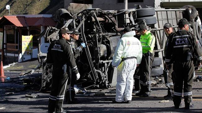 El bus accidentado, cuyo siniestro causó la muerte de 24 personas, llevaba 1,7 millones de dólares en marihuana. Foto: Agencia EFE