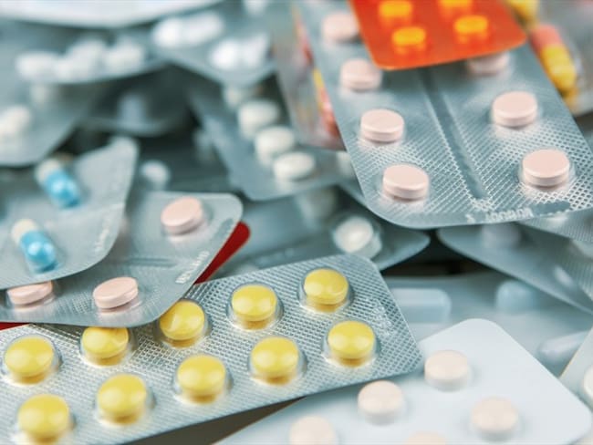 Denuncian que medicamentos no están llegando a adultos mayores con enfermedades graves