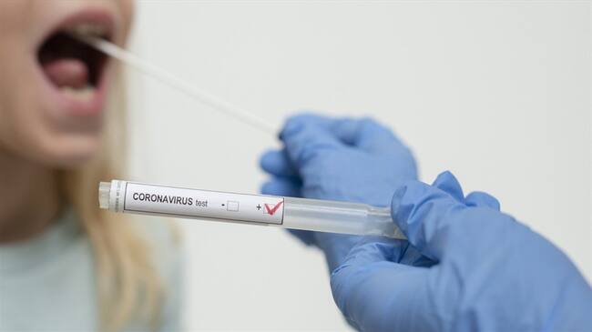 Una familia agendó una cita para practicarse el test de coronavirus pero nunca se presentó, a pesar de eso les dijeron que eran positivos para la enfermedad.. Foto: Getty Images