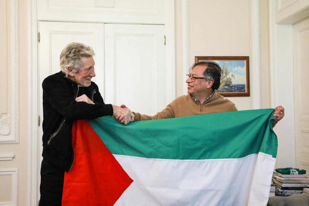 Gustavo Petro y Roger Waters. Foto: Presidencia.