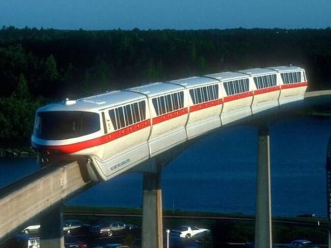 Los monorrieles quedaron confinados a los parques temáticos y los aeropuertos. Foto: BBC Mundo.