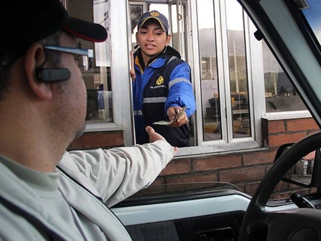 Pese a oposición, alcalde de Cartagena firma APP que contempla nuevos peajes internos. Foto: Colprensa