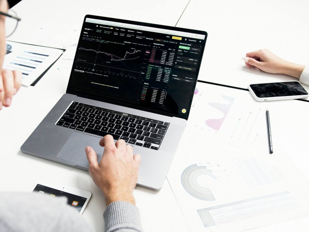 Inversiones en línea: ¿qué es el trading y por qué causa furor en 2025?