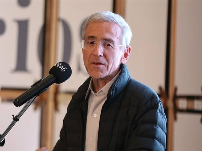 Mancuso se consideraba un funcionario de estado: padre Francisco de Roux