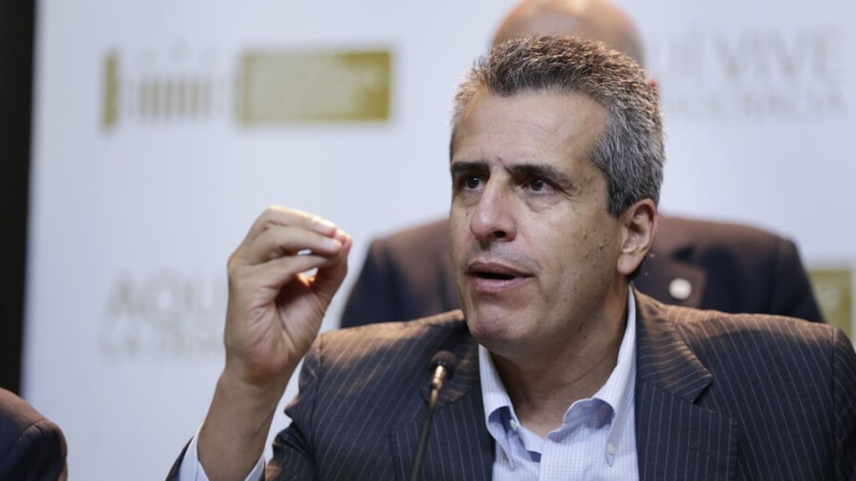 MinInterior abre la puerta a que grupo de Julián Bedoya llegue al Gobierno