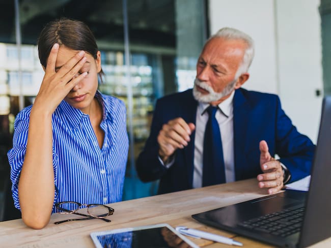 ¿Qué impacto tiene el acoso laboral en la salud? Especialista explicó