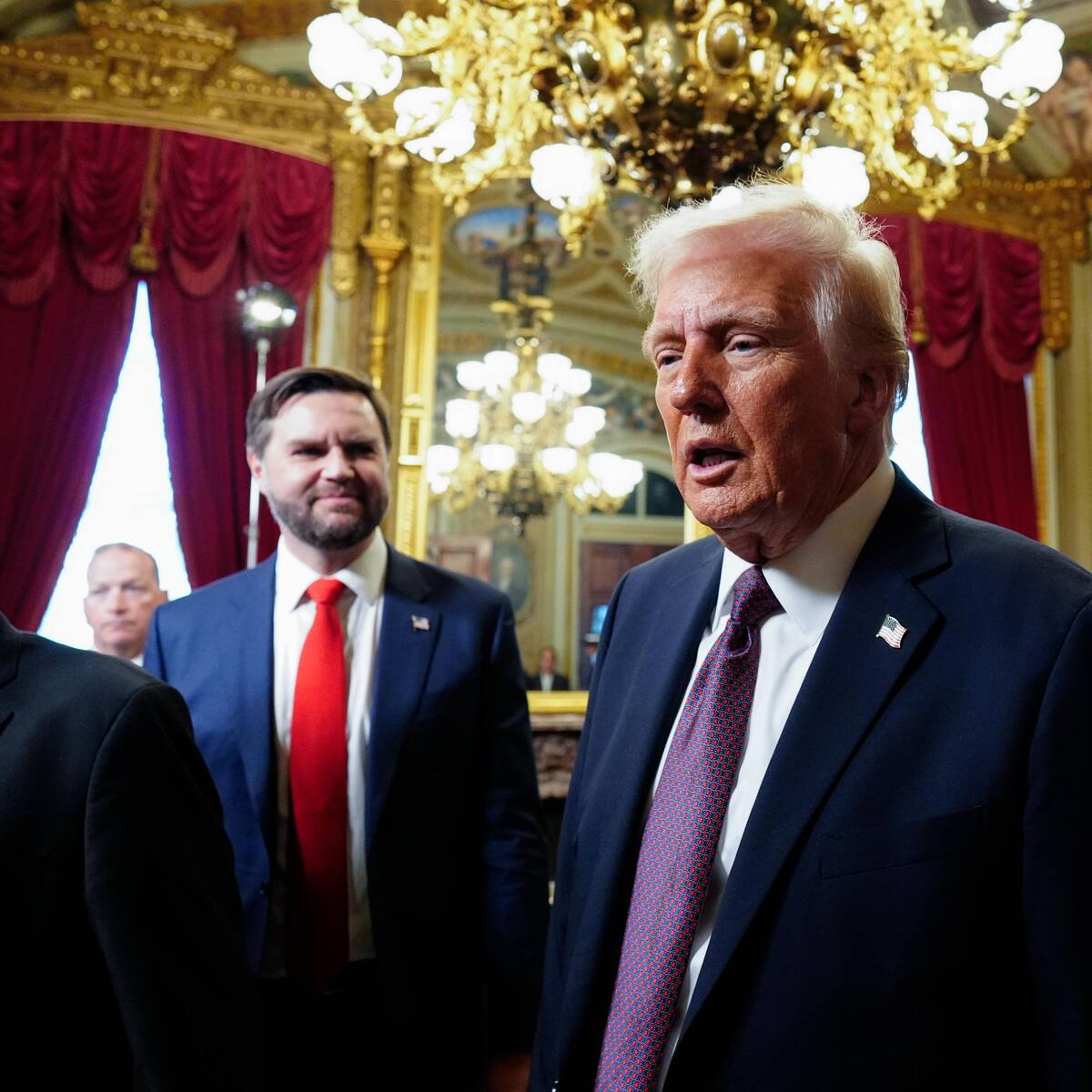 Sindicato de empleados federales de EE.UU. demanda a Trump por nuevo Departamento de Eficiencia