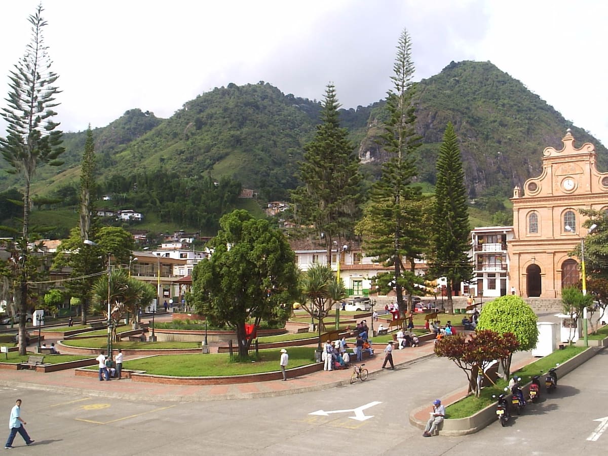 Aprehendido menor que suministraba drogas sintéticas en colegio de Riosucio, Caldas