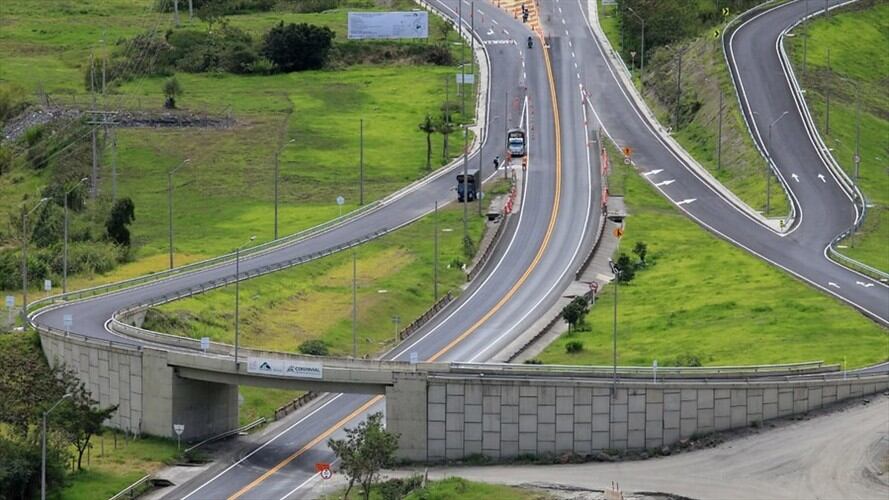 El corredor vial presentará afectación de la movilidad debido a trabajos de mantenimiento en el puente Quebrada La Honda. Foto: Getty Images