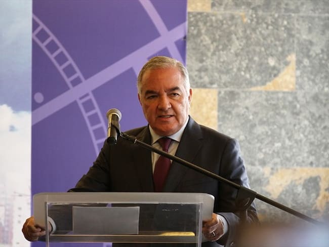 "A pesar de las denuncias, se siguen robando la plata", señaló el contralor Edgardo Maya. Foto: Colprensa