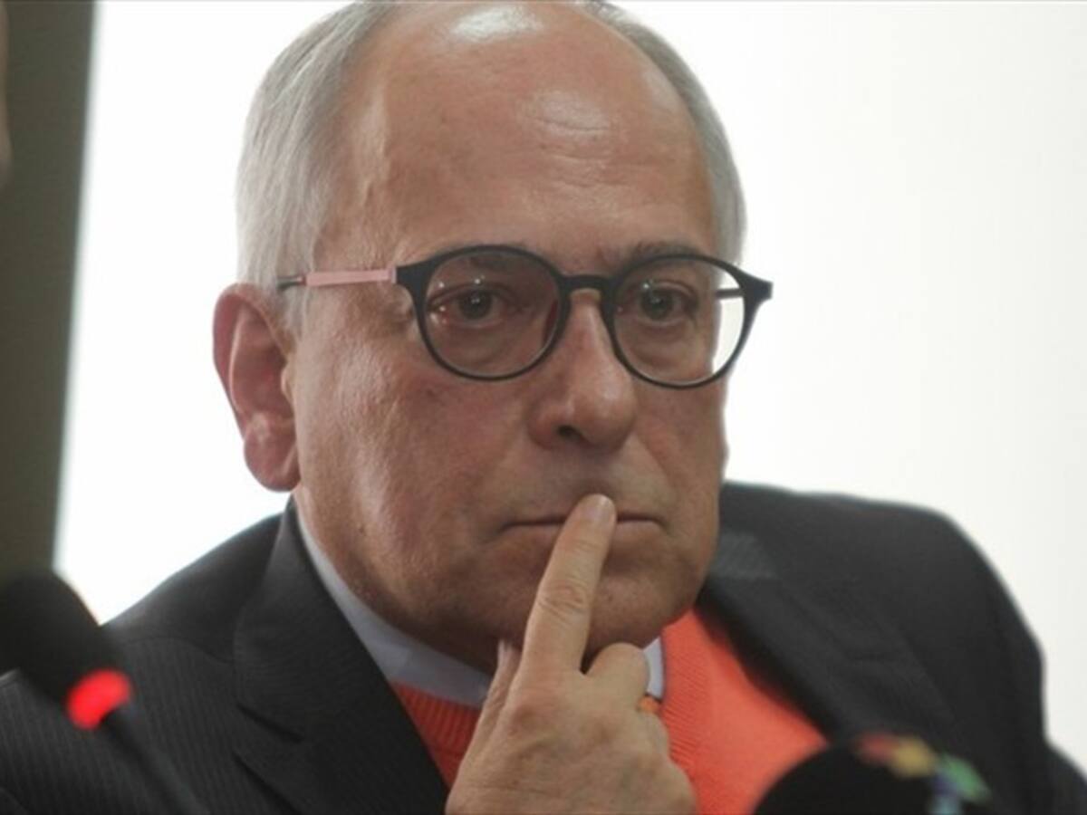 José Obdulio Gaviria denuncia plan para atentar en su contra