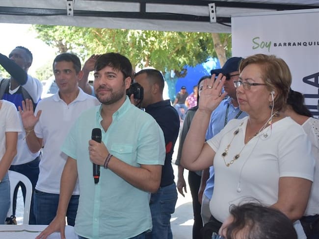 Jaime Pumarejo posesionó simbólicamente a 25 funcionarios en El Bosque