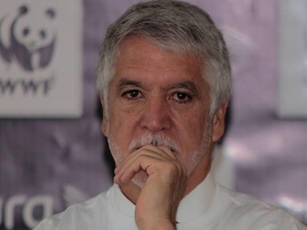 “El problema de Peñalosa es que es impopular por ser ineficiente” : Samper