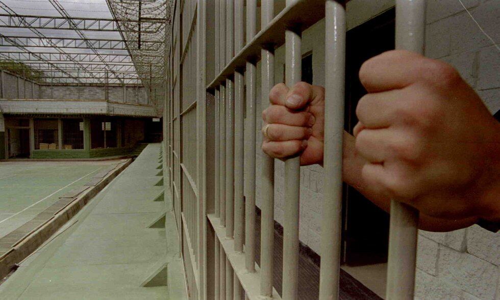 Corte Constitucional avala cárcel para evasores de impuestos en la Reforma Tributaria. Imagen de referencia. Foto: