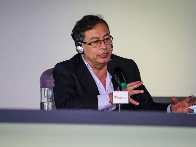 Petro a Pastrana: “lo único que tengo es una casa y un sueldo embargado”. Foto: W Radio