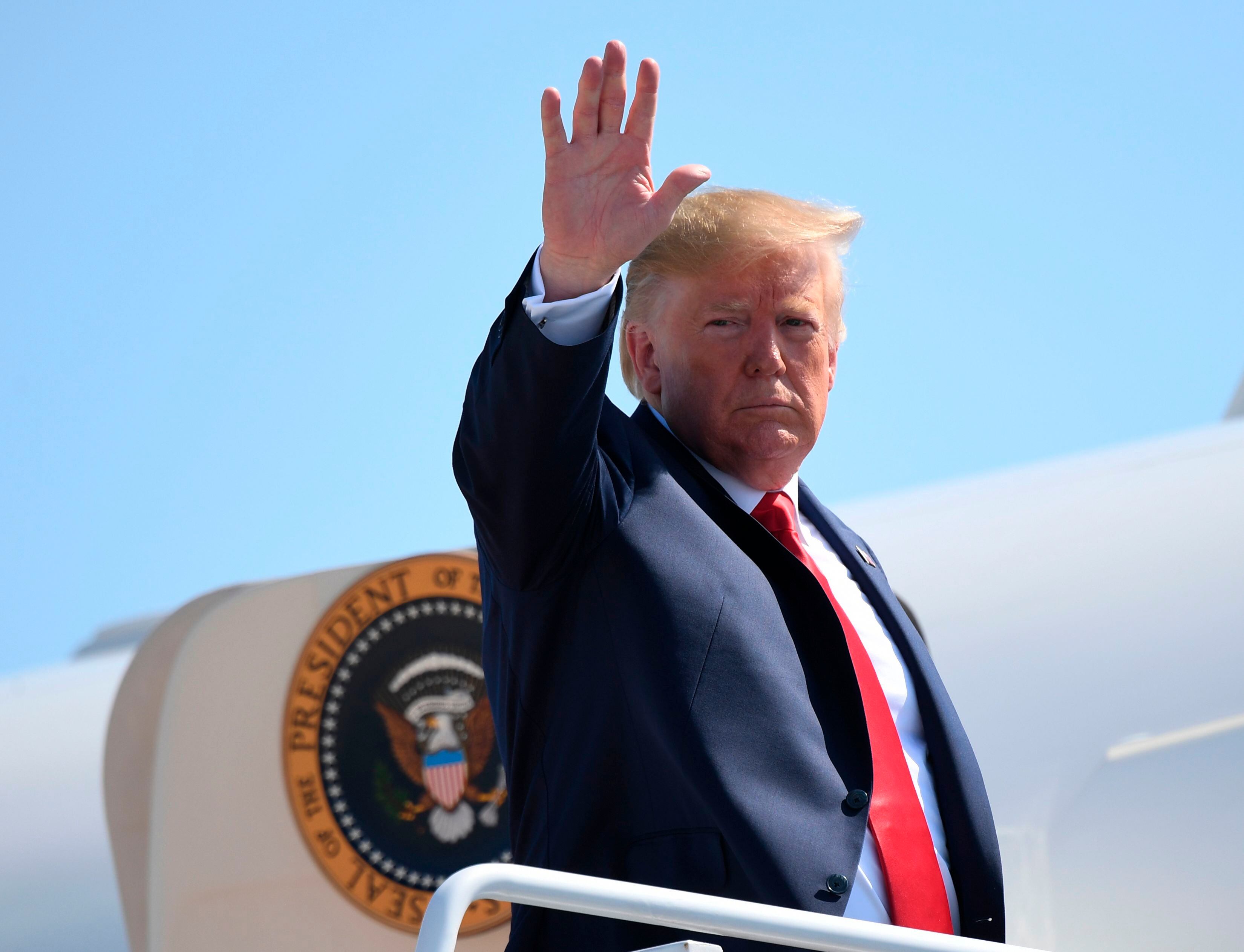 Líder demócrata pretende que Donald Trump no use el avión ofrecido por Catar. FOTO: SAUL LOEB/AFP via Getty Images.