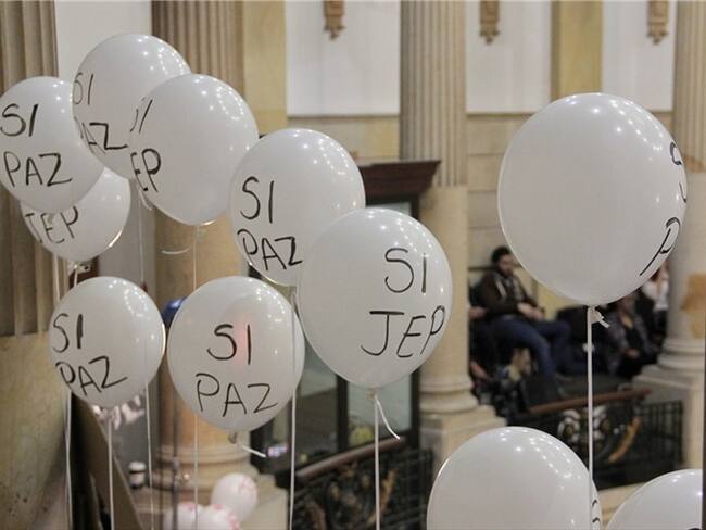 Senadores del Centro Democrático celebran reglamentación de la JEP