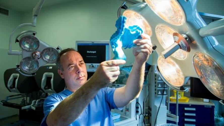 J. Calvin Coffey lideró el equipo irlandés decidido a probar que el mesenterio era un órgano por derecho propio. Foto: UNIVERSITY OF LIMERICK, tomada de BBC Mundo.