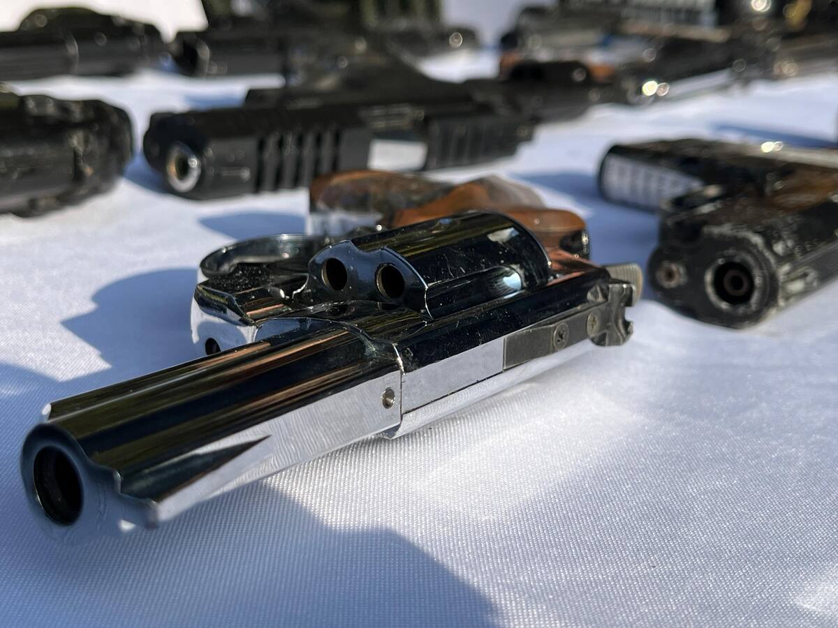 Aprueban protocolo para destrucción de material de guerra con Frente Comuneros del Sur