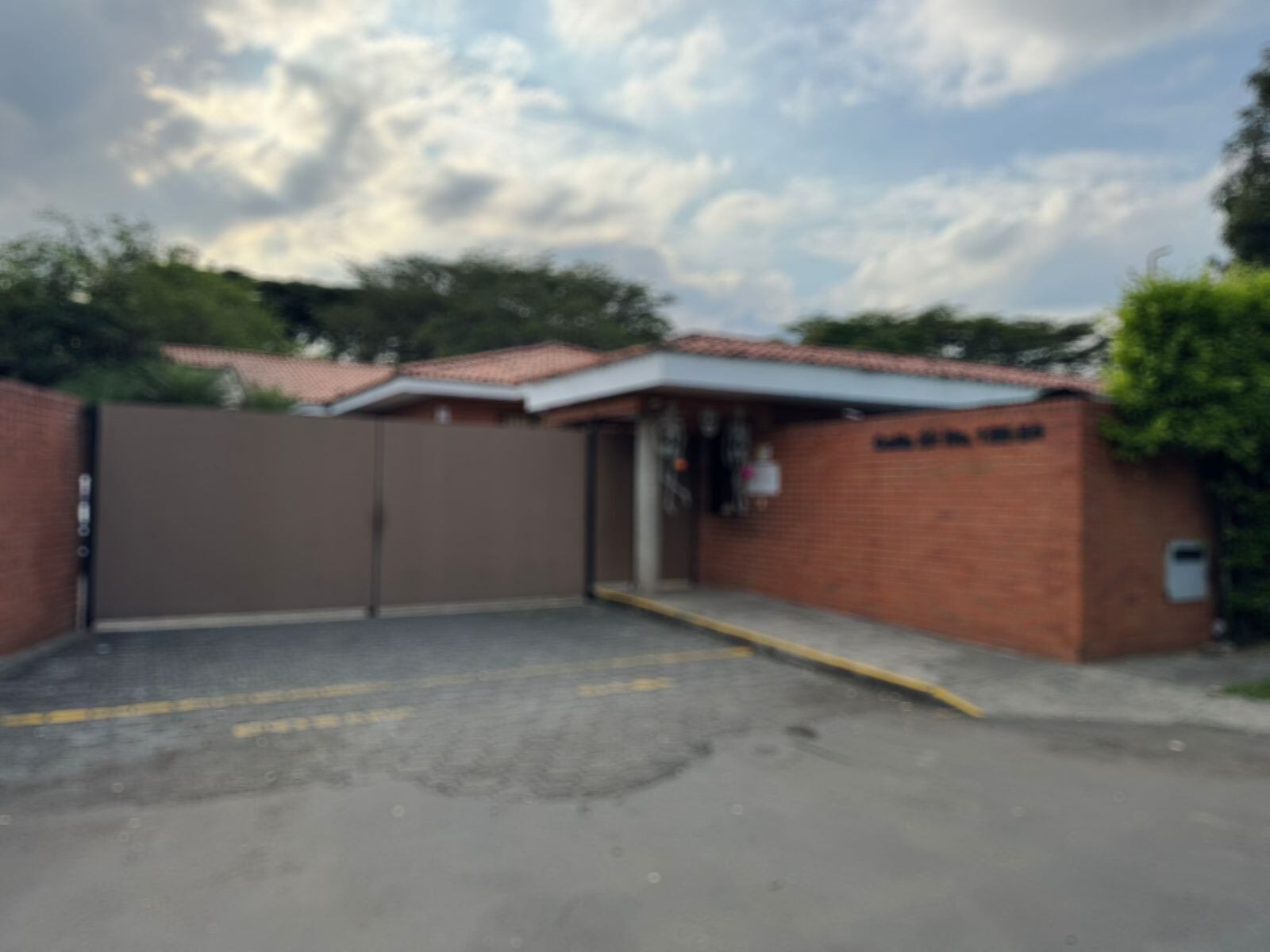 Los responsables del cuidado de los menores se percataron de la situación tras revisar las cámaras de seguridad del lugar. Foto: Cortesía.